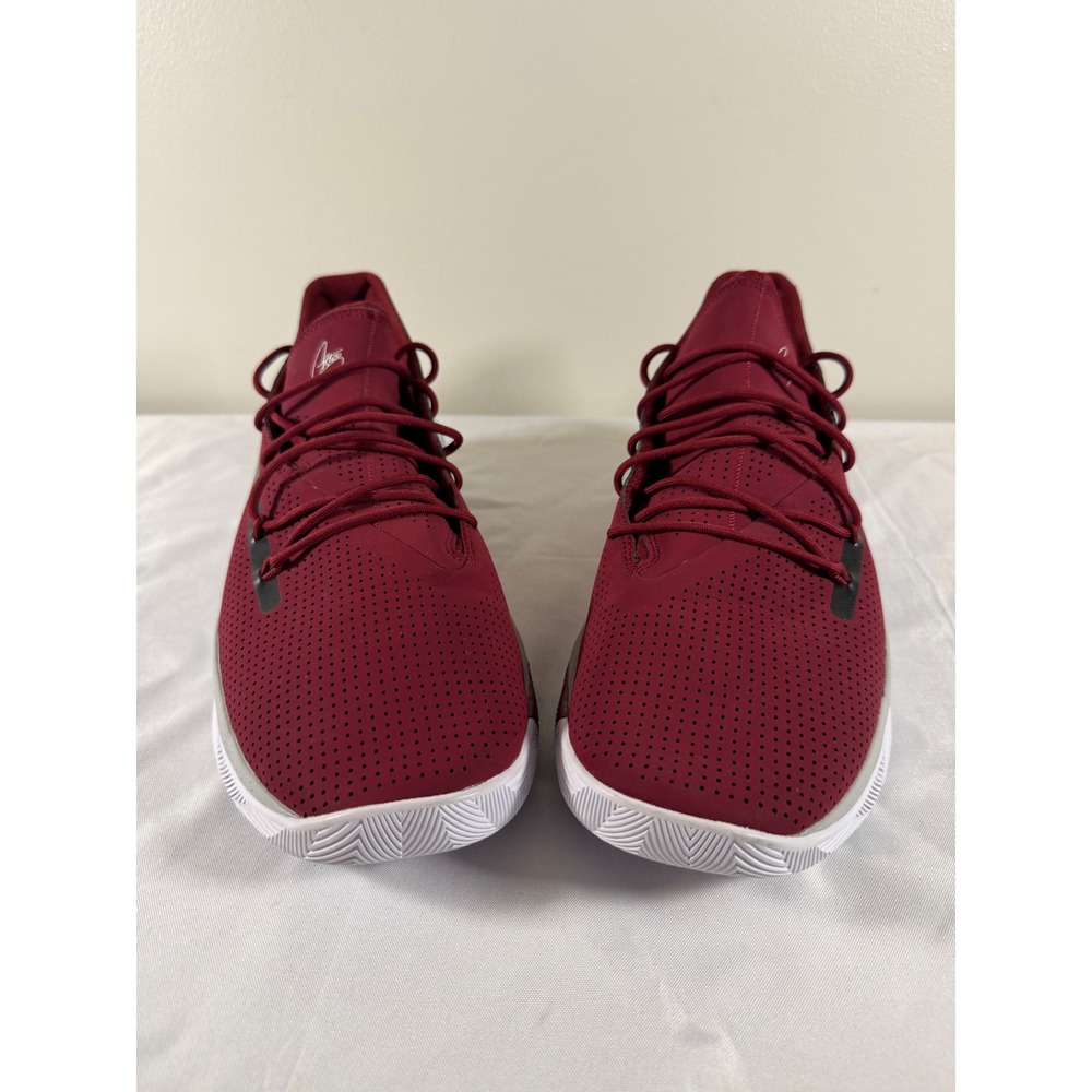 Under Armour SC 3Zero III Basketball Shoes Maroon and Grey Colorway Mens 17